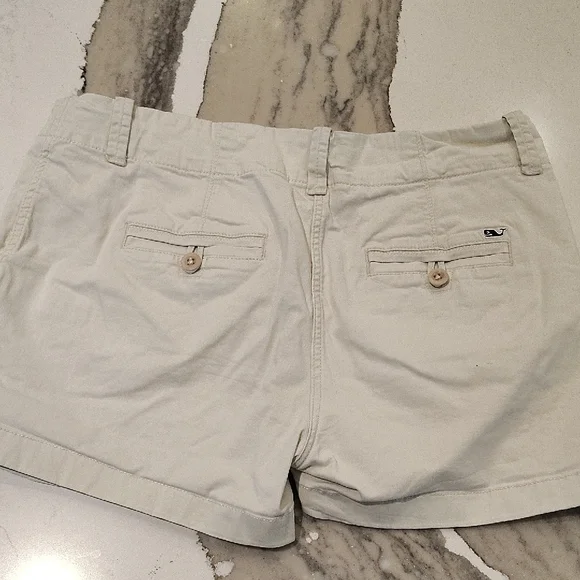 3 Pairs Vineyard Vines Women's Cargo Shorts - White, Light Gray, Tan Size 6/4 - Picture 8 of 15
